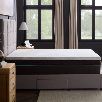 Gel Memory Foam Mattress Topper - detail view