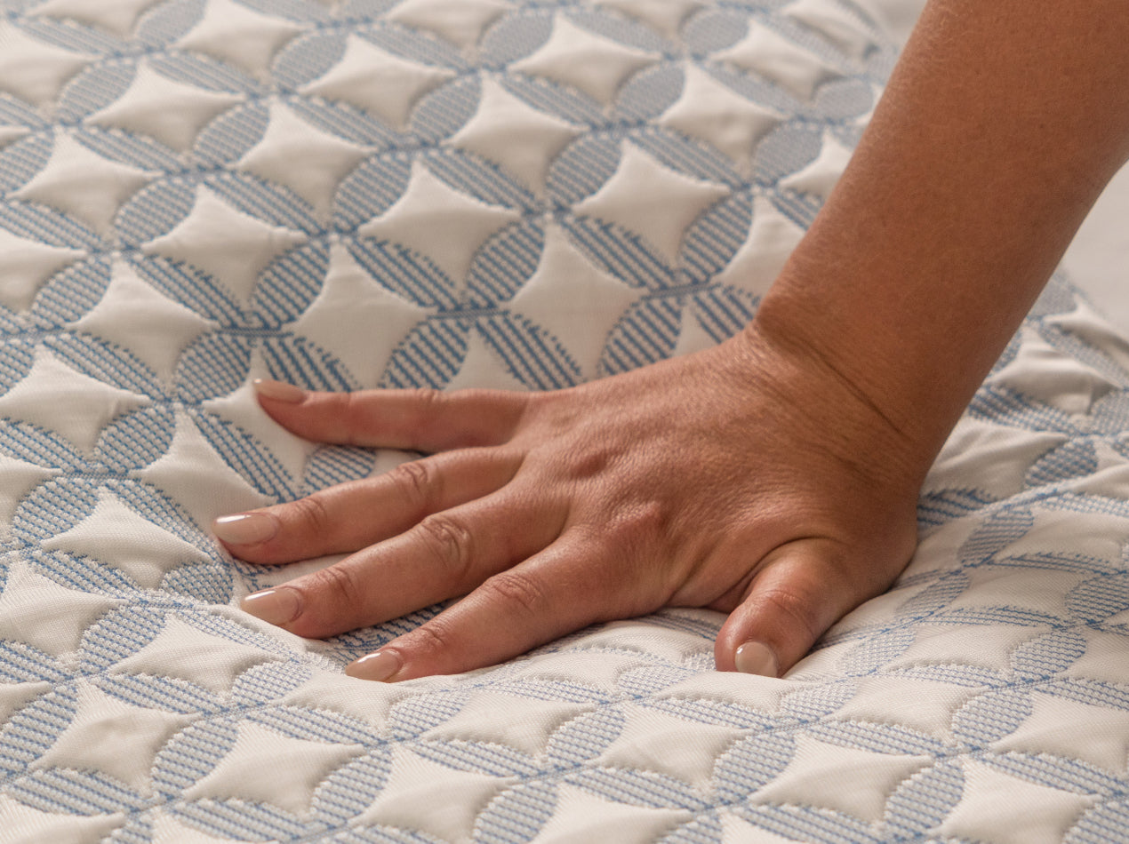 Gel Memory Foam Pillow - side view