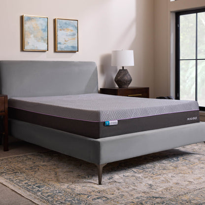 Polaris Hybrid Mattress - angle view