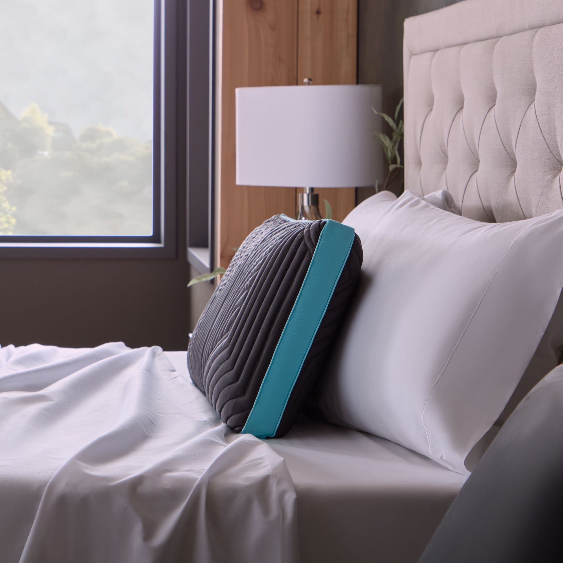 Ice Cloud CoolSync Pillow - detail view