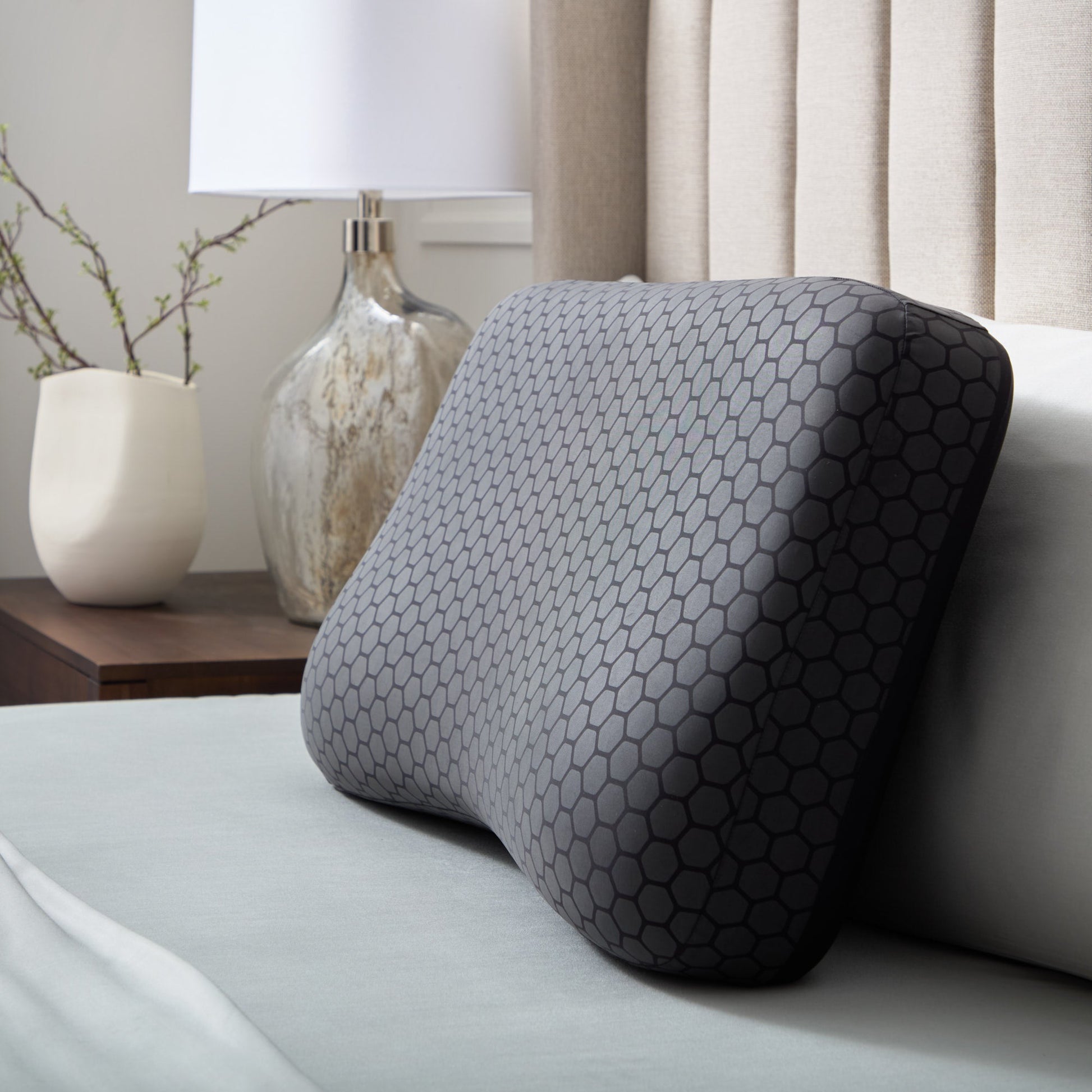 HexCurve Pillow + OmniPhase - side view