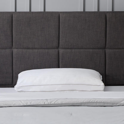 Convolution Pillow - detail view